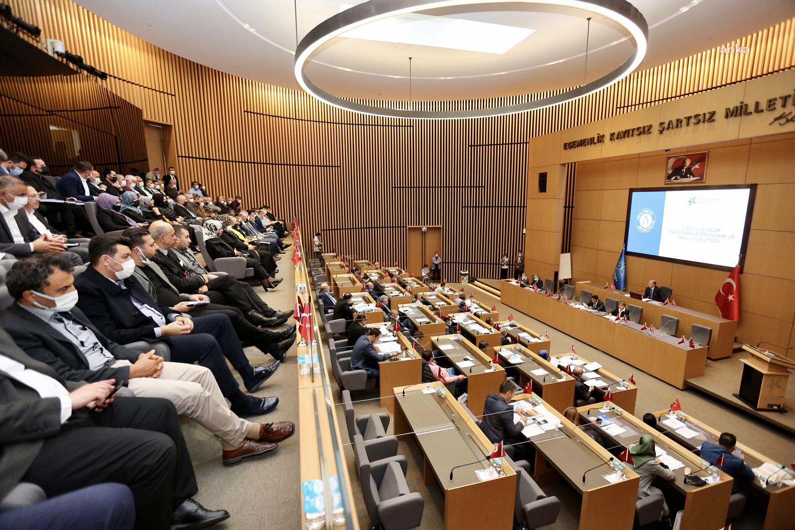 KÜÇÜKÇEKMECE BELEDİYESİ 2022 YILI PERFORMANS PLANI VE BÜTÇESİ GÖRÜŞÜLDÜ