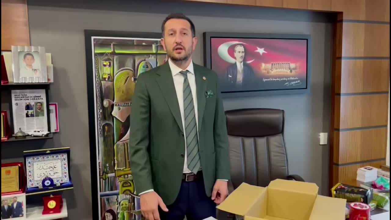 CHP'Lİ HAKVERDİ, ERDOĞAN'IN "KUYRUKLAR VAR" DEDİĞİ ALMANYA'YA YARDIM KOLİSİ GÖNDERDİ