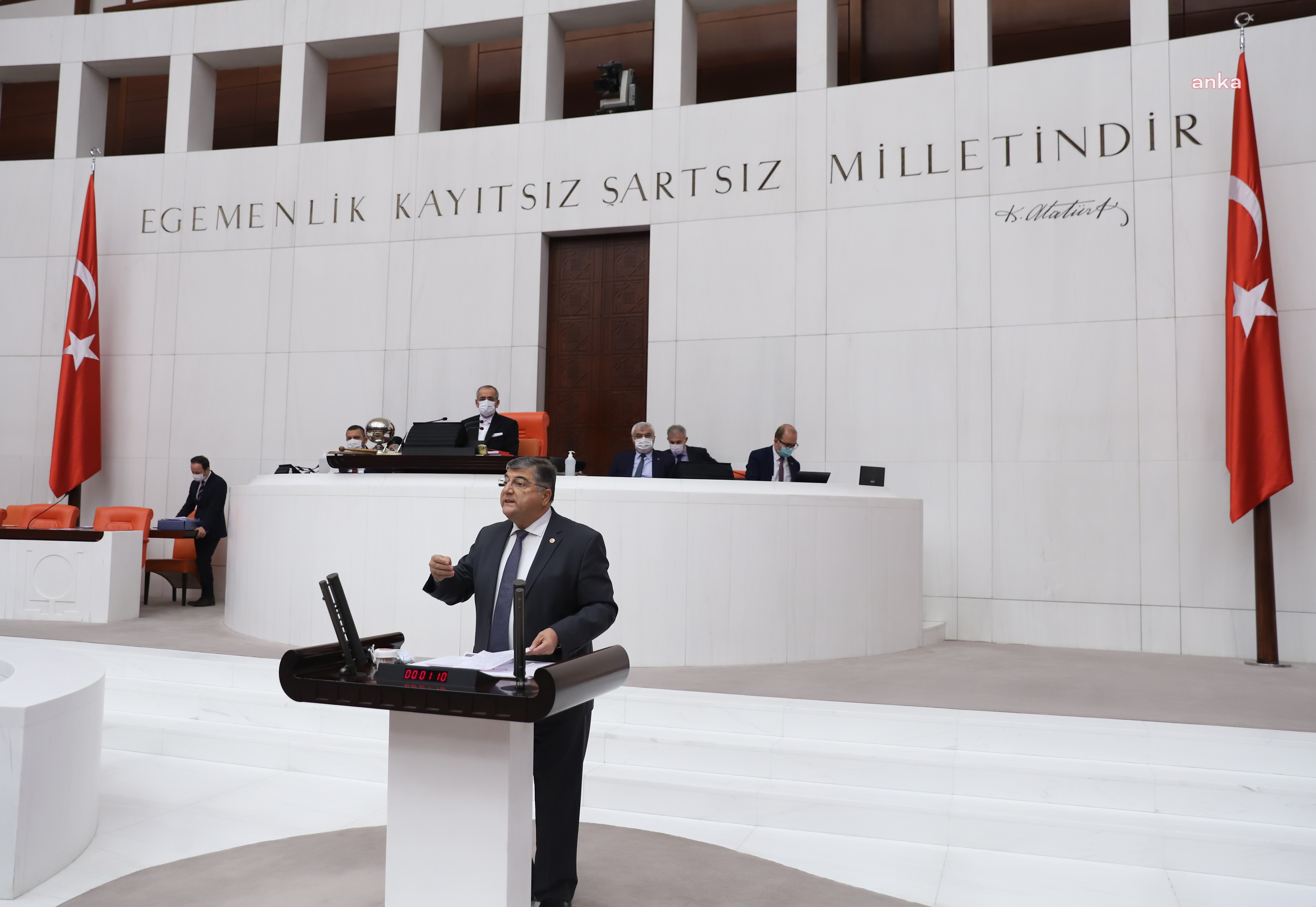 CHP'Lİ SINDIR: TOPRAĞIMIZ, SUYUMUZ, HAVAMIZ YOK EDİLİYOR