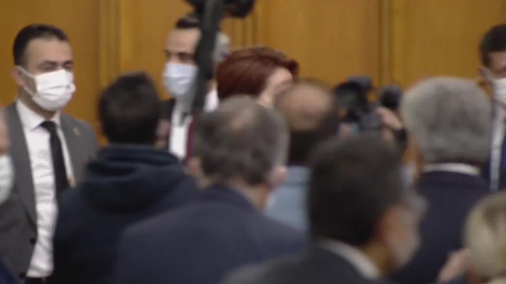 AKŞENER: SIKI DUR ERDOĞAN BAŞBAKAN GELİYOR