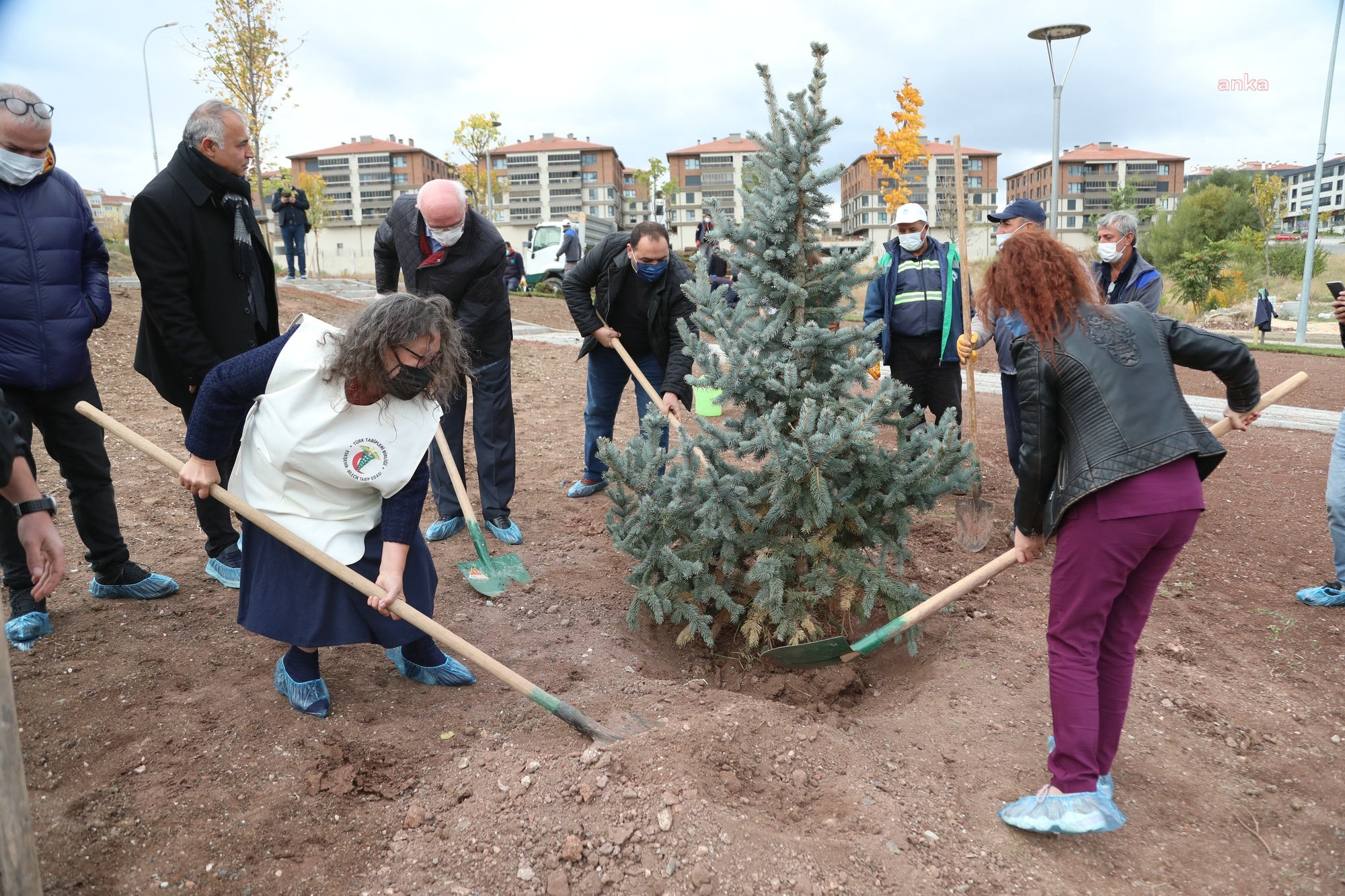 ODUNPAZARI BELEDİYESİ'NDEN SAĞLIK ÇALIŞANLARINA SAYGI PARKI