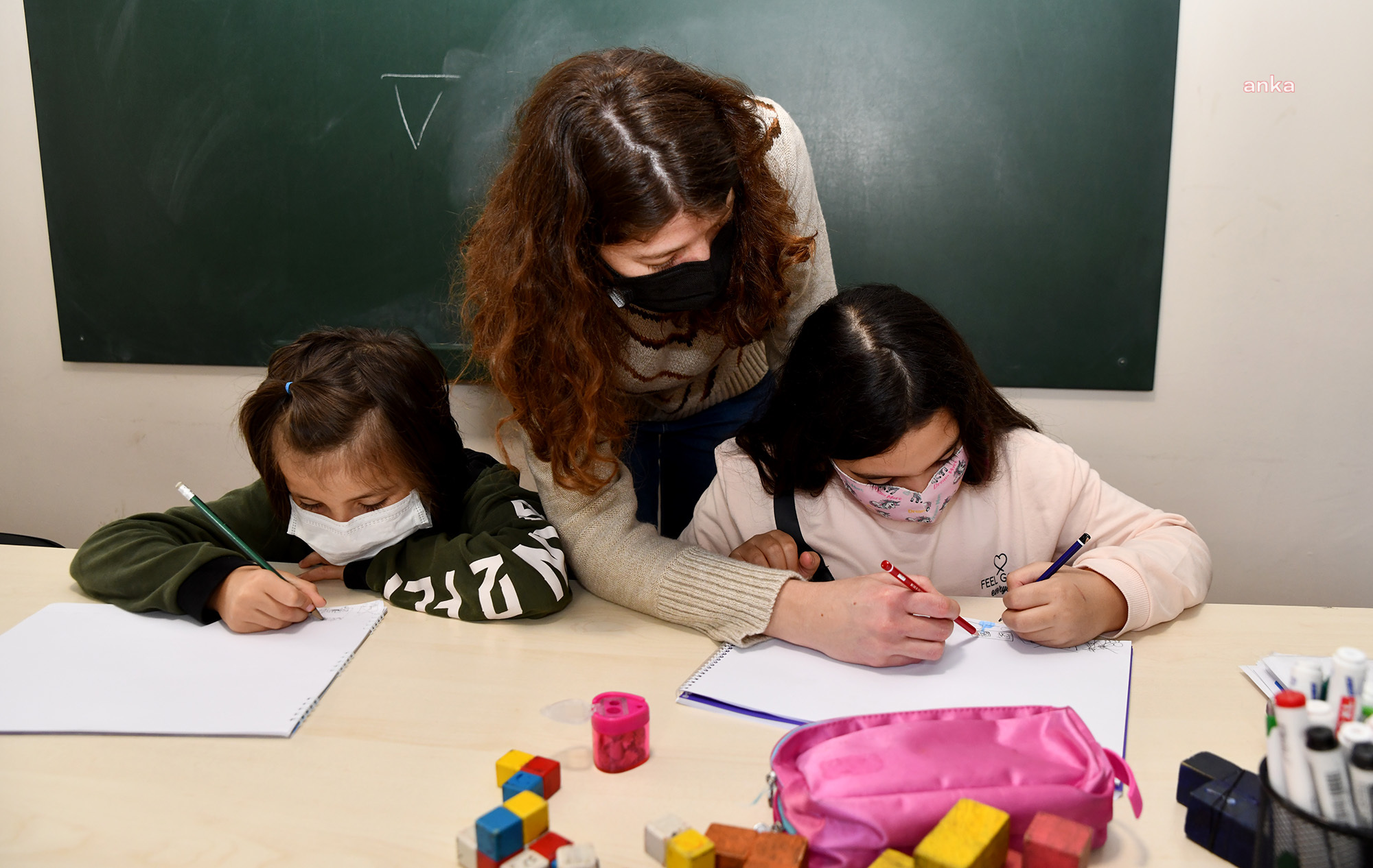 TEPEBAŞI'NDA ÇOCUKLAR DONGURİ YÖNTEMİ İLE MATEMATİK ÖĞRENİYOR