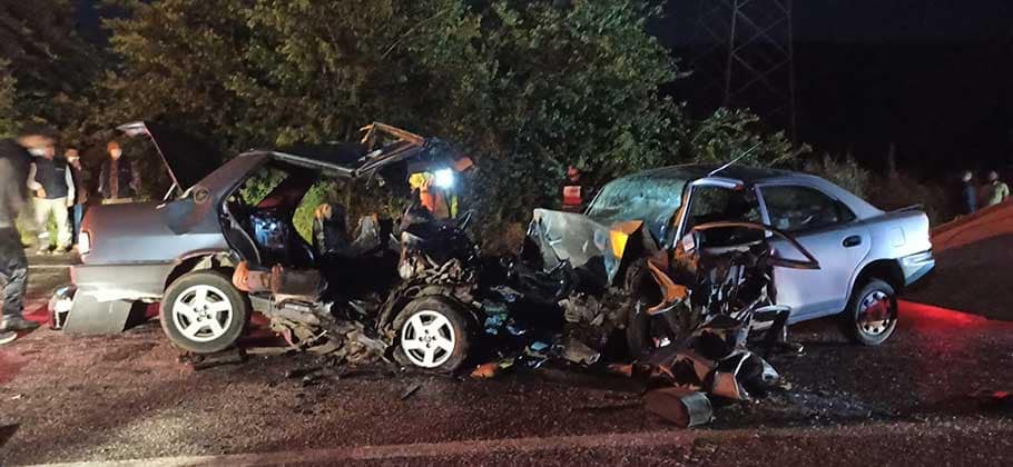 SELİMİYE-MİLAS YOLU'NDA KAZA: 2 ÖLÜ, 1 AĞIR YARALI