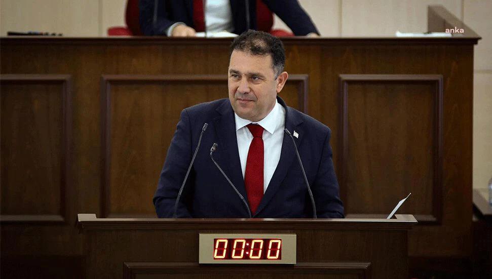KKTC'DE HÜKÜMET İSTİFA ETTİ