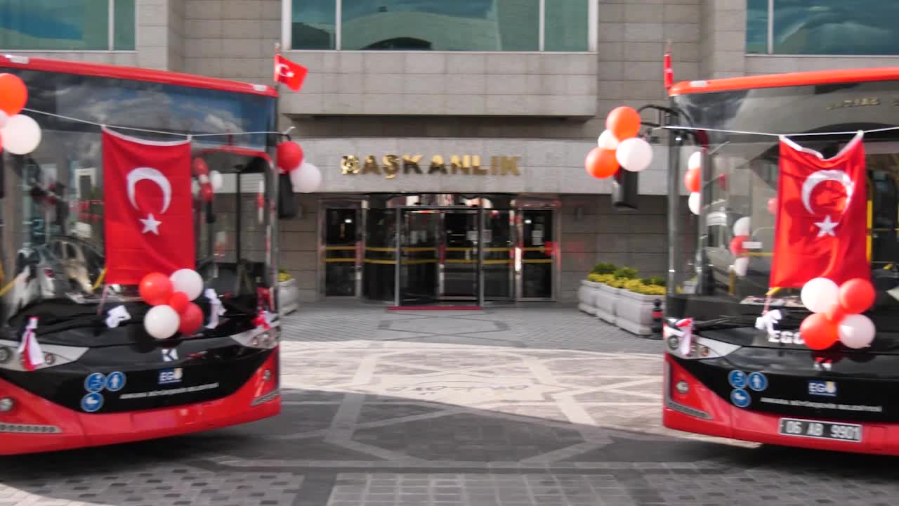2013’TEN BU YANA İLK KEZ FİLO YENİLENİYOR: 51 YENİ OTOBÜS BAŞKENT YOLLARINDA