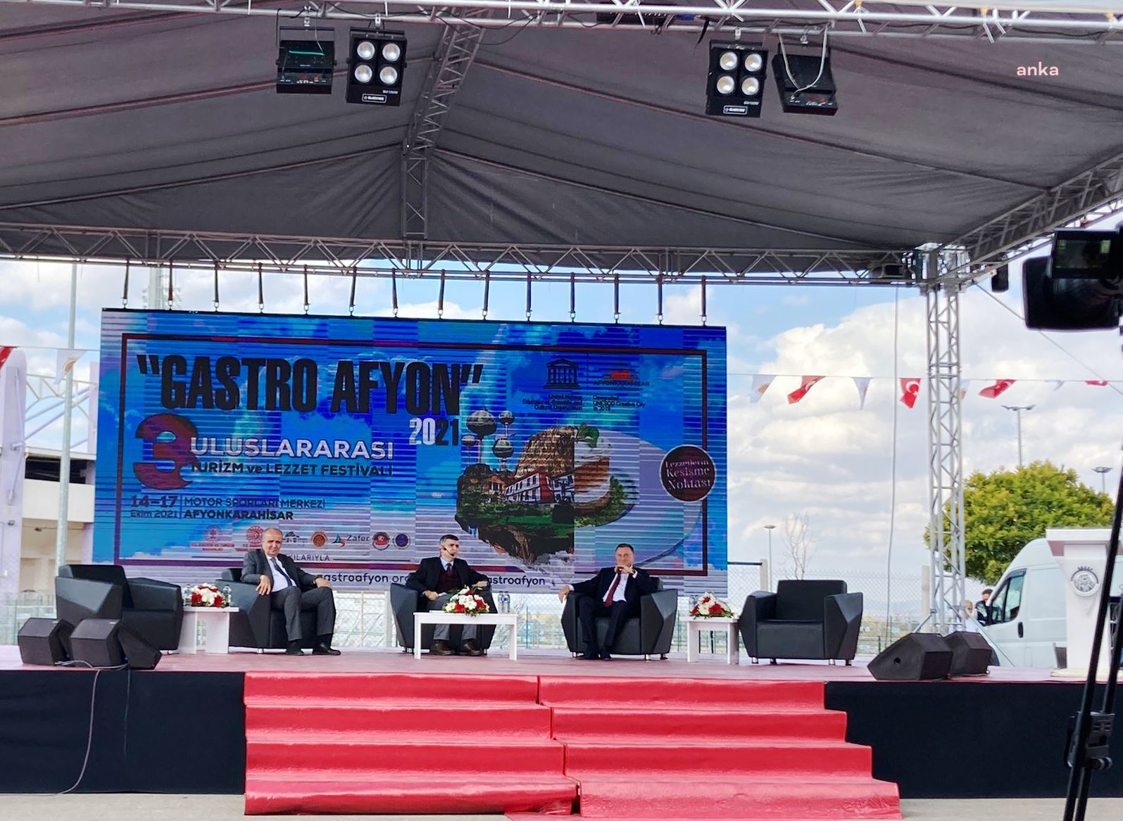 HATAY BÜYÜKŞEHİR BELEDİYE BAŞKANI SAVAŞ, GASTROAFYON’DA HATAY’I TANITTI