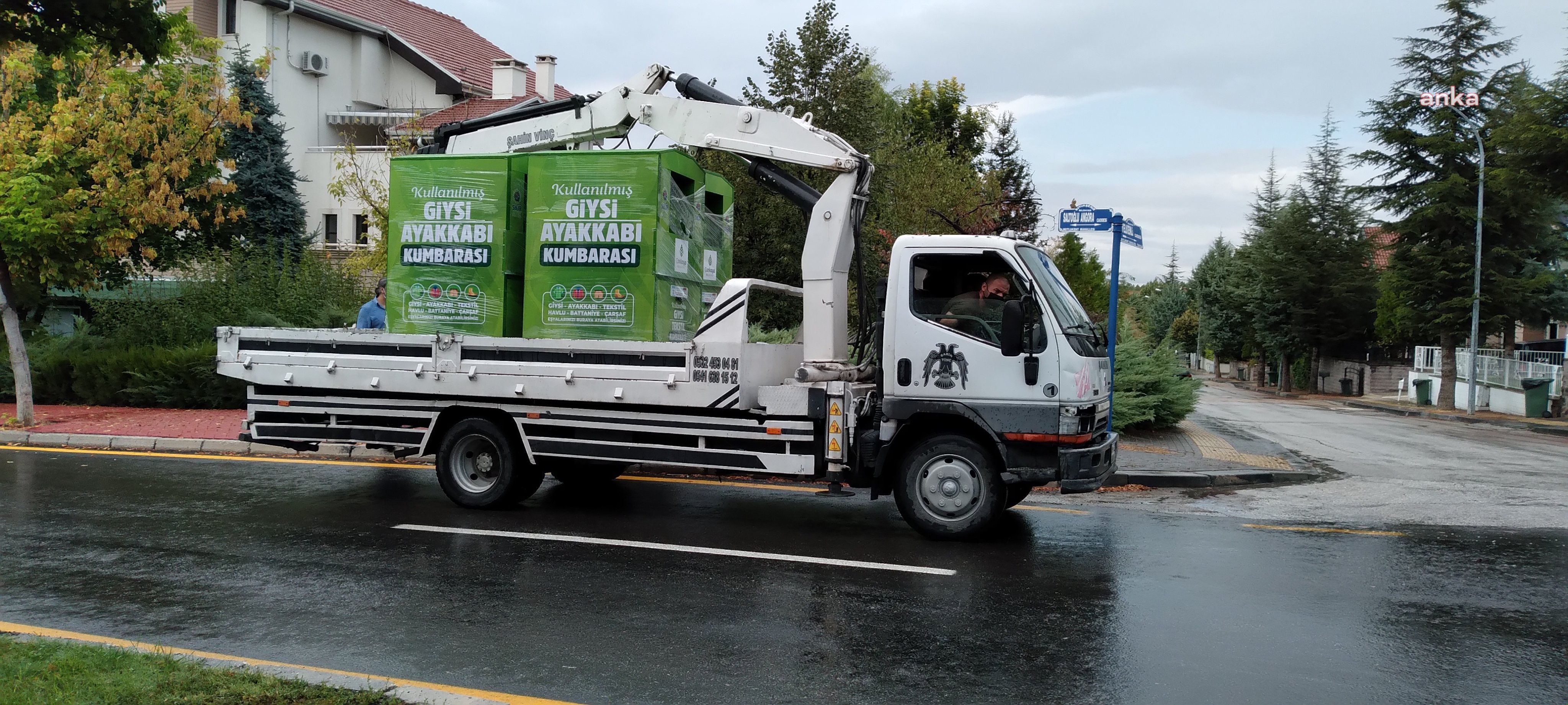 ÇANKAYA’YA 400 GİYSİ -AYAKKABI KUMBARASI
