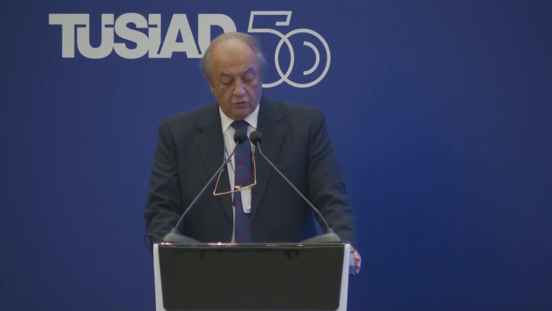 TÜSİAD YÜKSEK İSTİŞARE KONSEYİ BAŞKANI ÖZİLHAN: "BAŞTA MERKEZ BANKASI OLMAK ÜZERE DÜZENLEYİCİ KURUMLARIN BAĞIMSIZLIĞI, TARTIŞMA DIŞI BIRAKACAK BİÇİMDE TESİS EDİLMELİ"