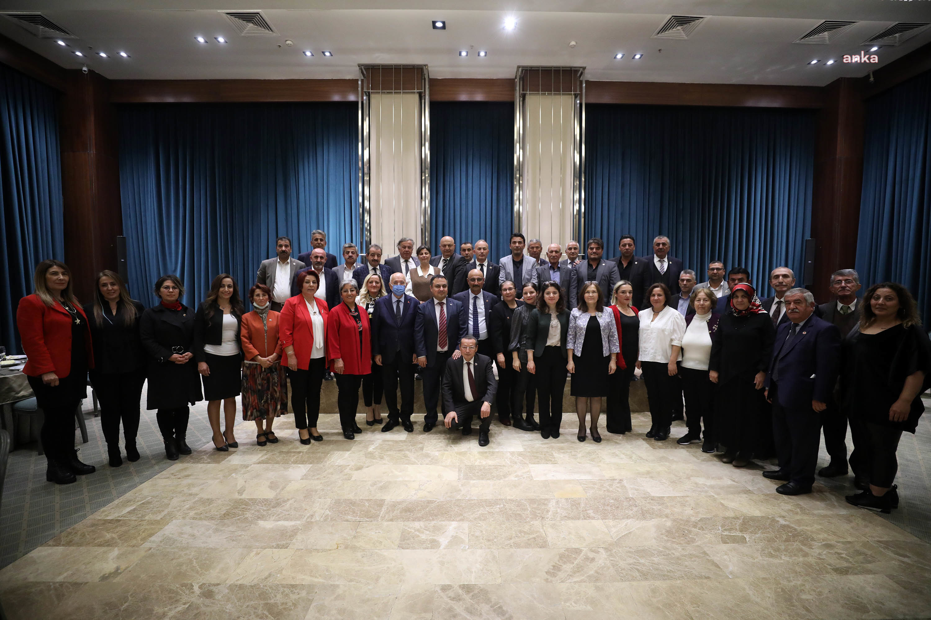 YENİMAHALLE BELEDİYE BAŞKANI YAŞAR, MUHTARLARIN GÜNÜNÜ KUTLADI