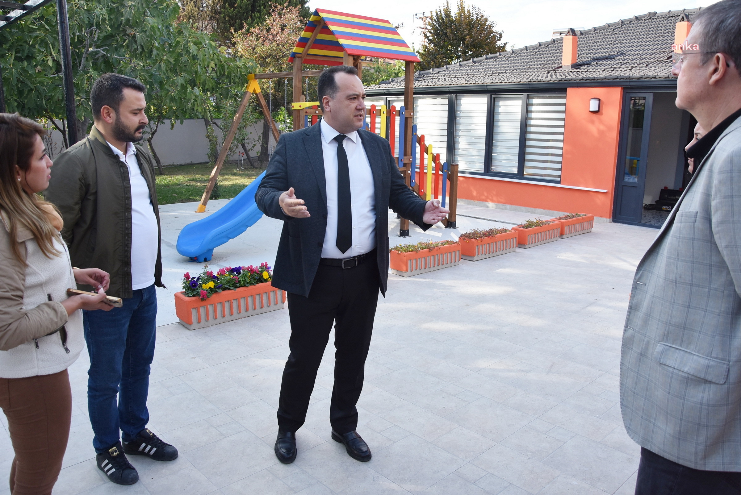 AKHİSAR BELEDİYESİ İKİNCİ MAHALLE KREŞİNİ AÇIYOR