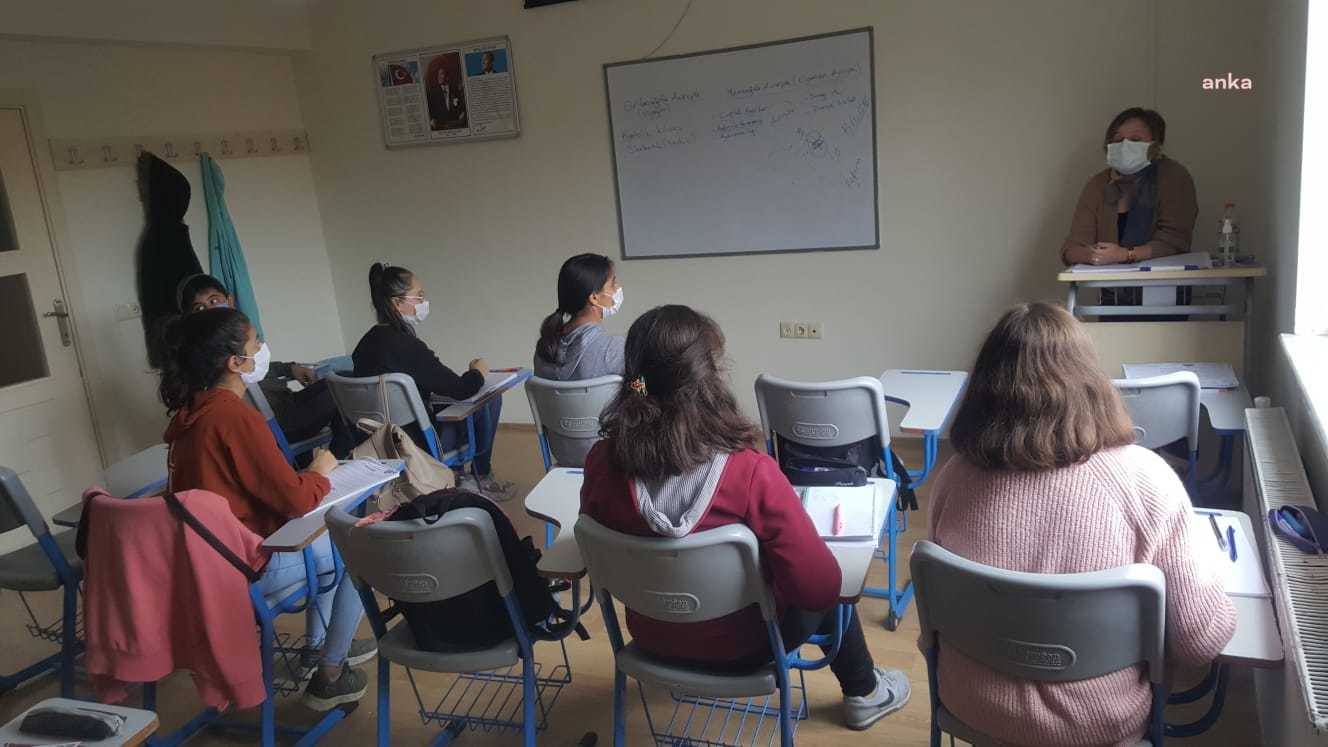 ODUNPAZARI BELEDİYESİ'NDEN 8. SINIFLAR İÇİN LGS DESTEK ATÖLYELERİ