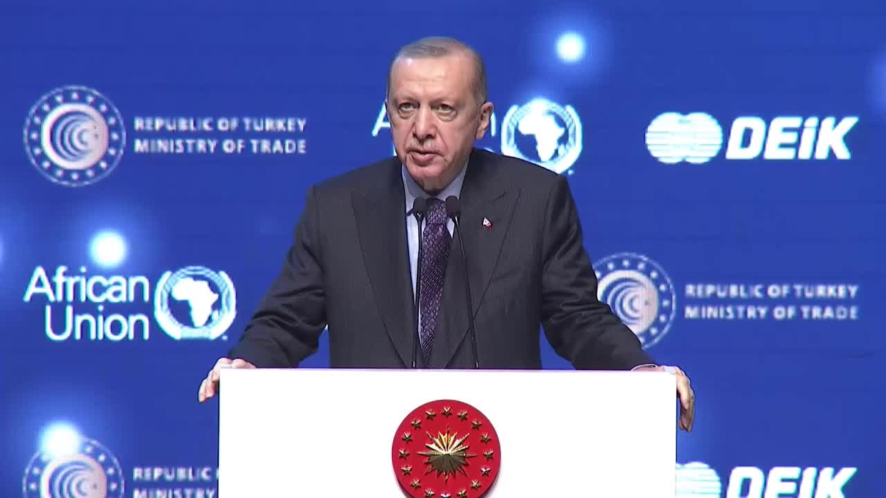 ERDOĞAN: "AFRİKA’DA KAPISI ÇALINMADIK DOST, YARASI SARILMADIK GÖNÜL, İŞ BİRLİĞİ YAPILMADIK ÜLKE BIRAKMIYORUZ"