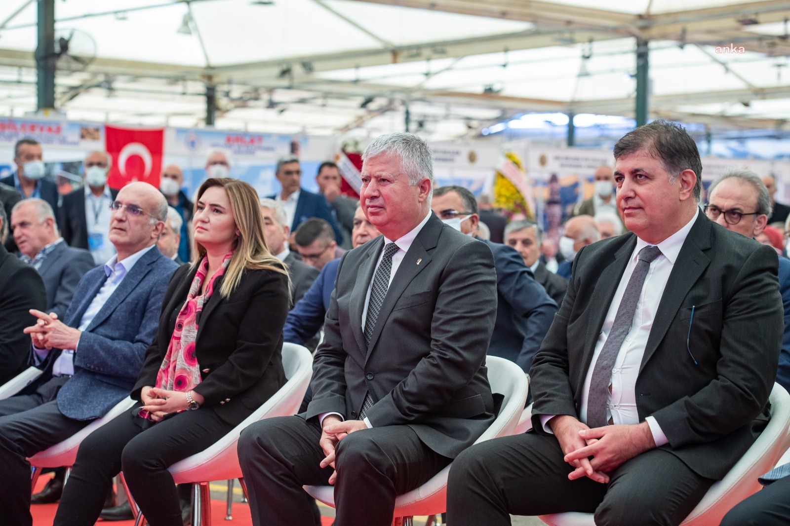 İZMİR 4. BİTLİS TANITIM GÜNLERİ'NE EV SAHİPLİĞİ YAPIYOR
