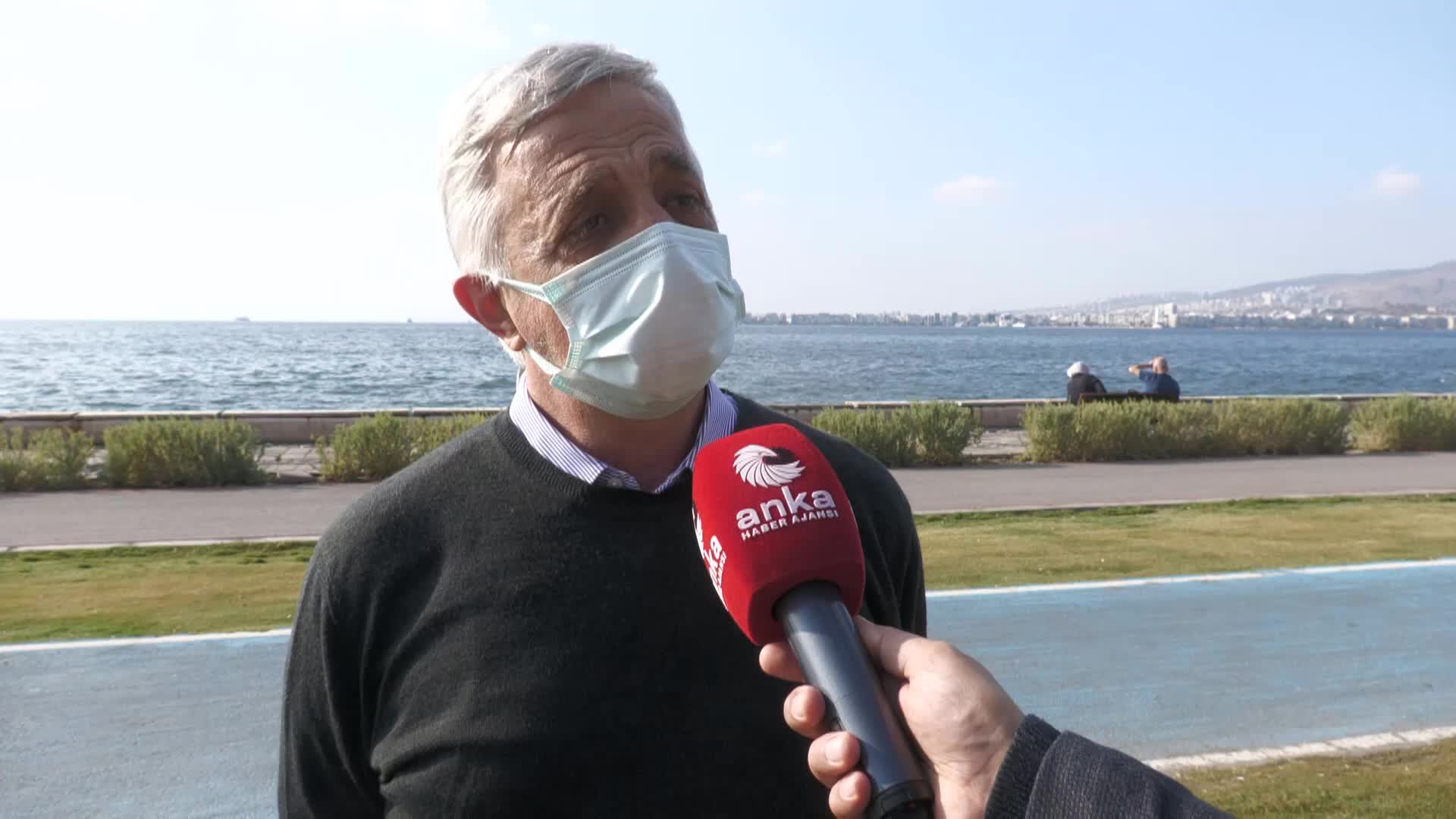 İZMİR TABİP ODASI BAŞKANI ÇAMLI'DAN 'AŞI' UYARISI: "MÜLTECİLERİN DURUMU HAKKINDA BELİRSİZLİKLER VAR"