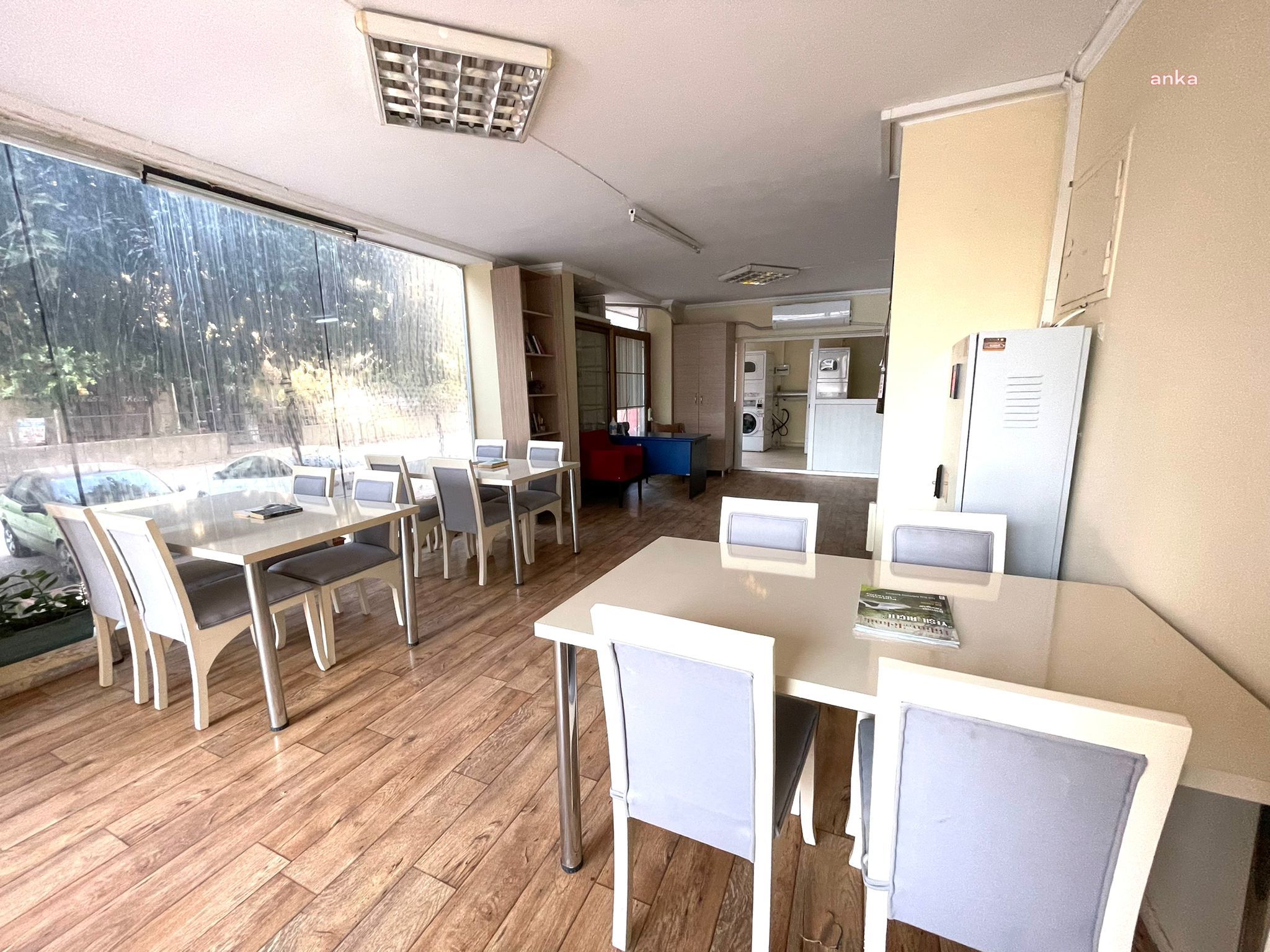 ADANA'DA ÜNİVERSİTELİLERE “ÇAMAŞIR KAFE” HİZMETİ