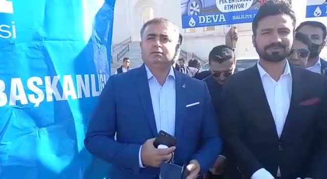DEVA PARTİSİ’NDEN ŞANLURFA’DA AT ARABALI AKARYAKIT PROSTESTOSU