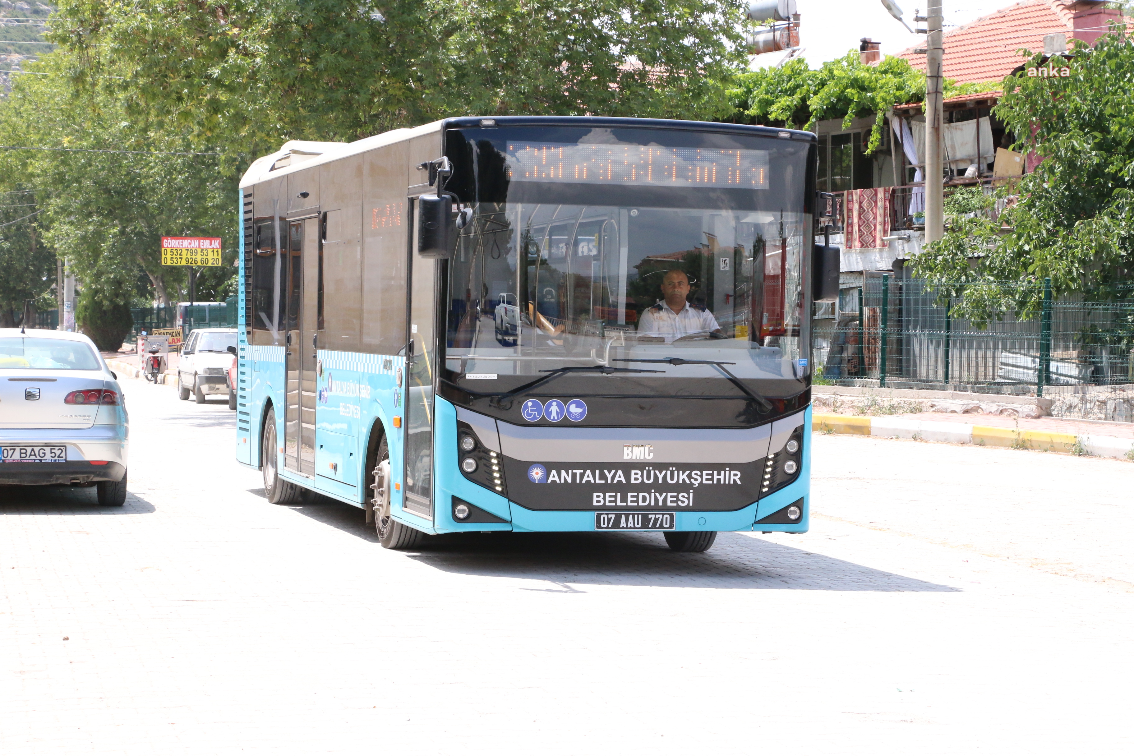ANTALYA BÜYÜKŞEHİR’E AİT TOPLU ULAŞIM ARAÇLARI, CUMHURİYET BAYRAMI’NDA ÜCRETSİZ