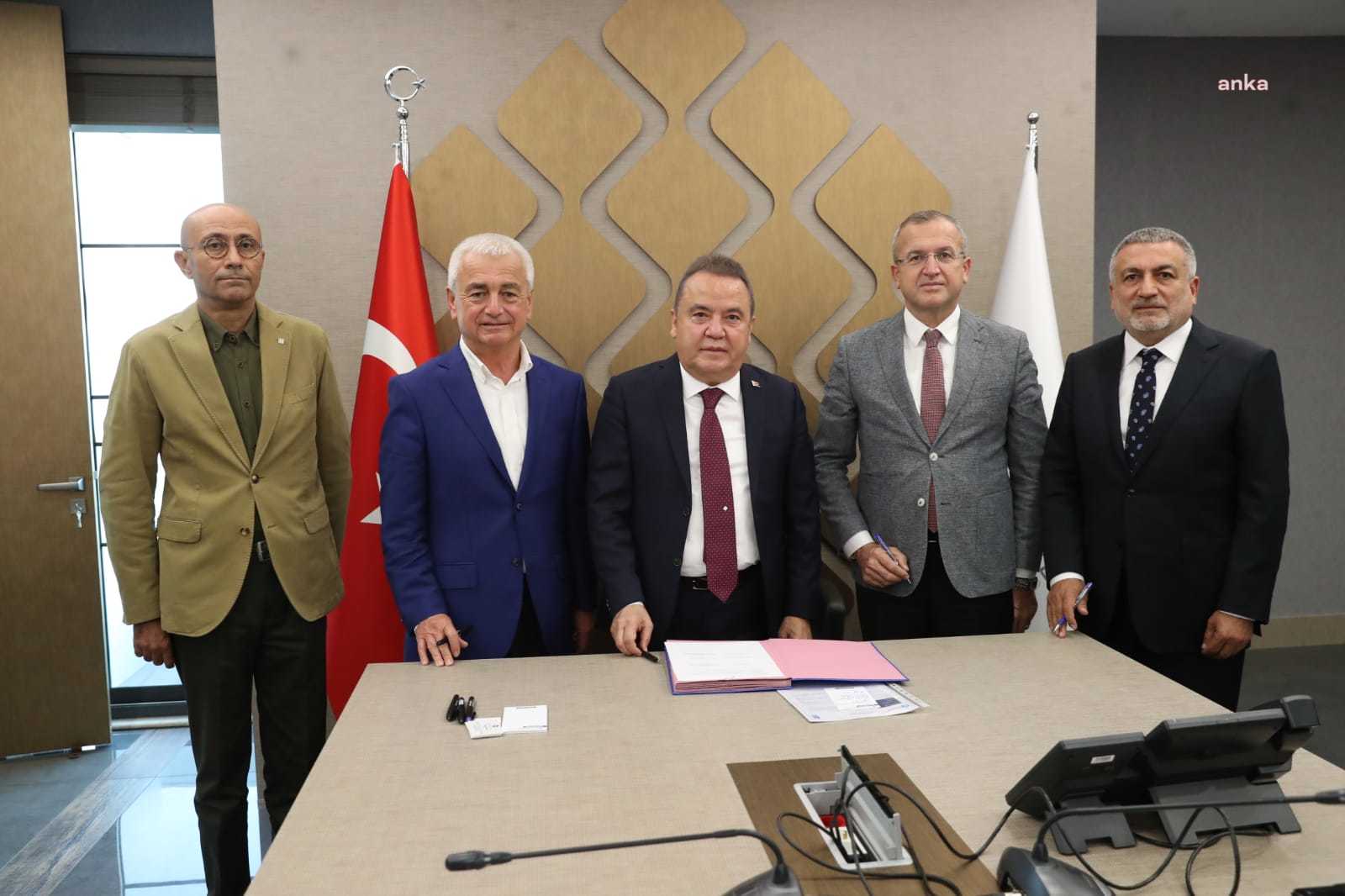 ANTALYA BÜYÜKŞEHİR’DEN FİNİKE’YE 41 MİLYON LİRALIK ALTYAPI YATIRIMI