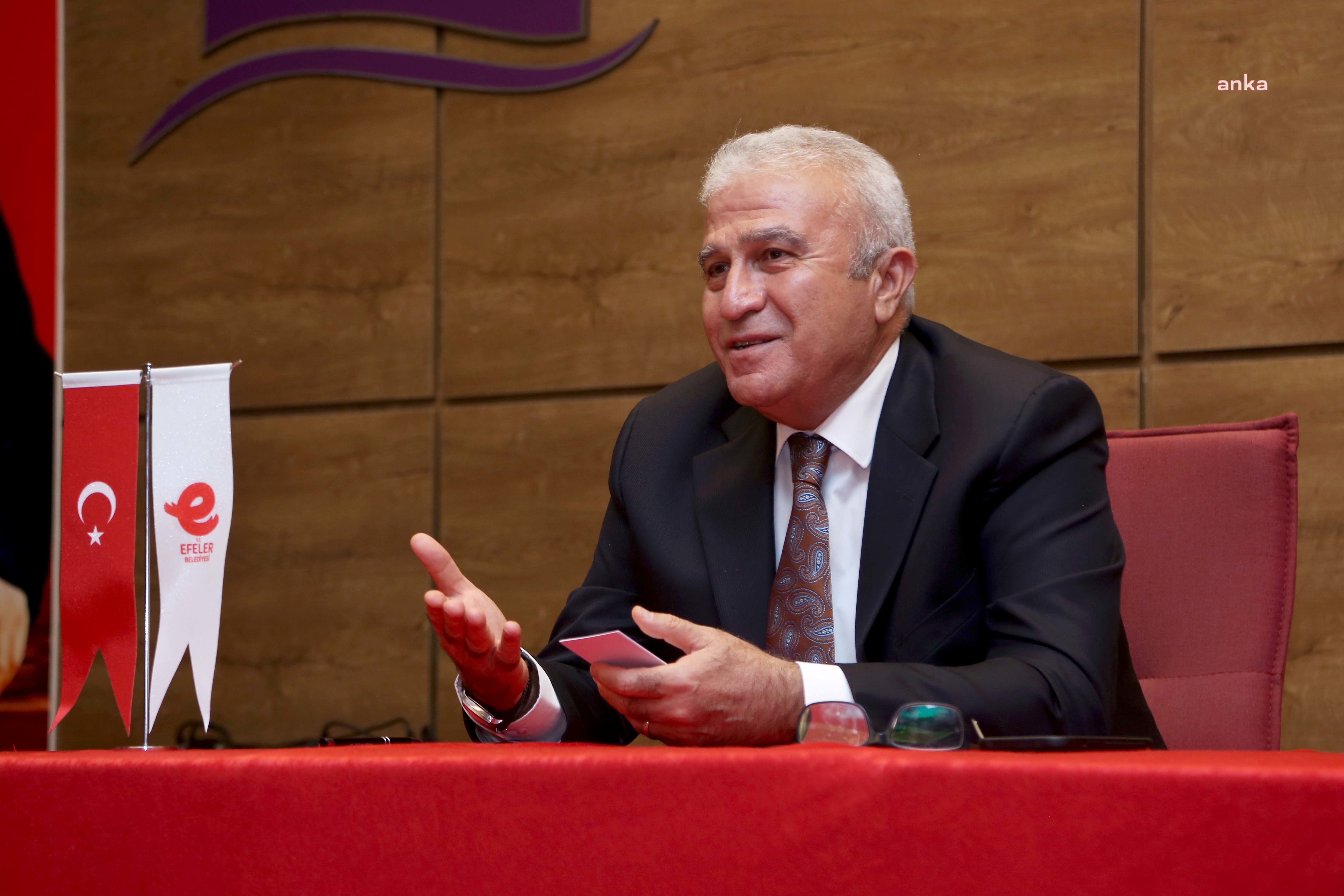 EFELER BELEDİYE BAŞKANI ATAY, İŞ İNSANLARINA KARİYER MERKEZİ’Nİ TANITTI