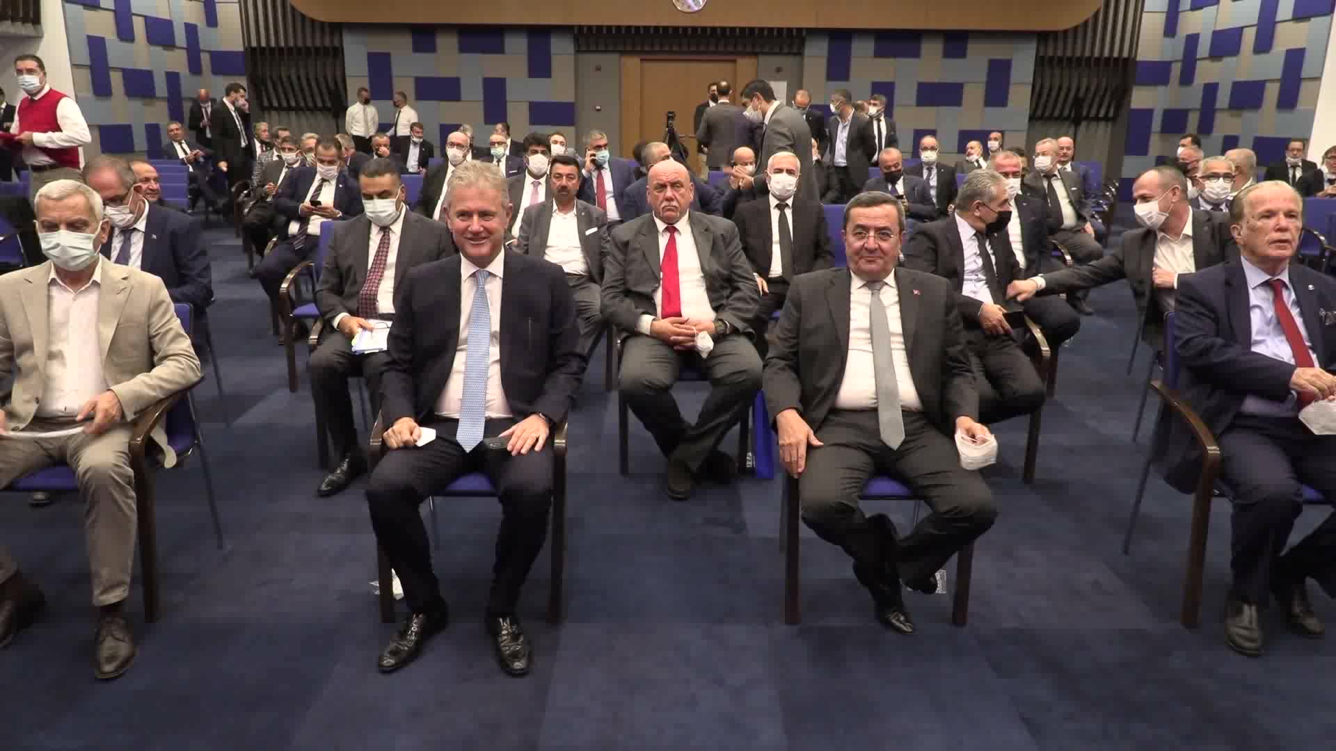 BATUR: KENTSEL DÖNÜŞÜMDE KARARLIYIZ