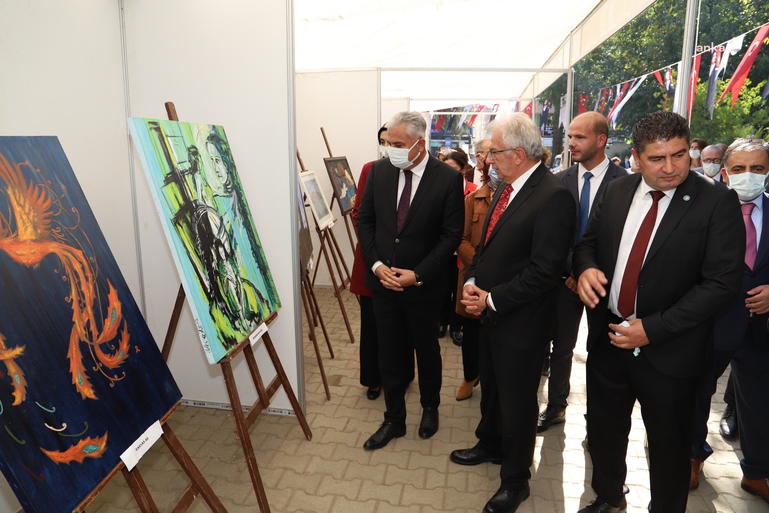 ÖDEMİŞ’TE CUMHURİYET COŞKUSU AÇILIŞ TÖRENLERİYLE BAŞLADI