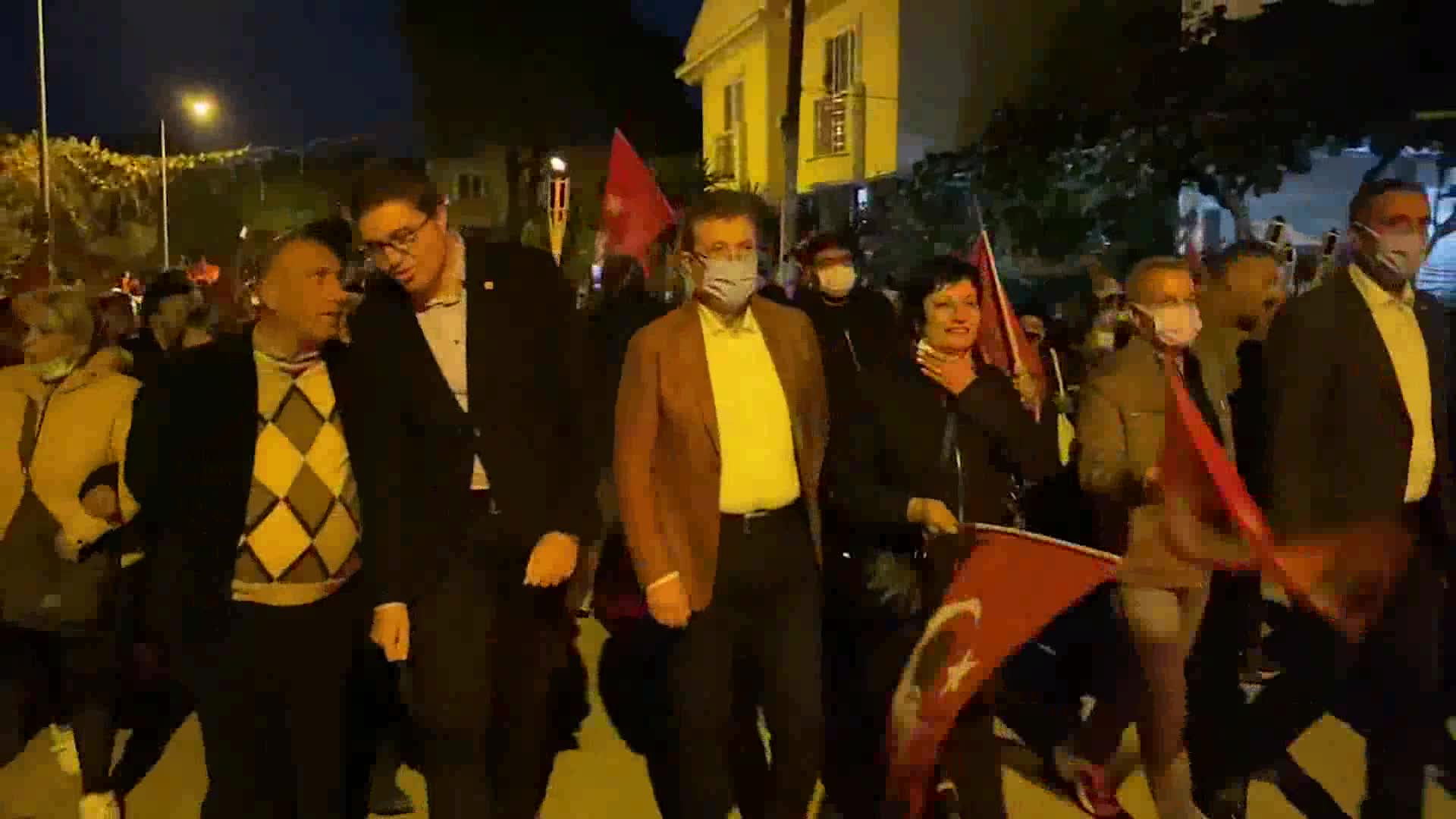 EDREMİT BELEDİYESİ 29 EKİM CUMHURİYET BAYRAMI'NI KONSERLE KUTLADI