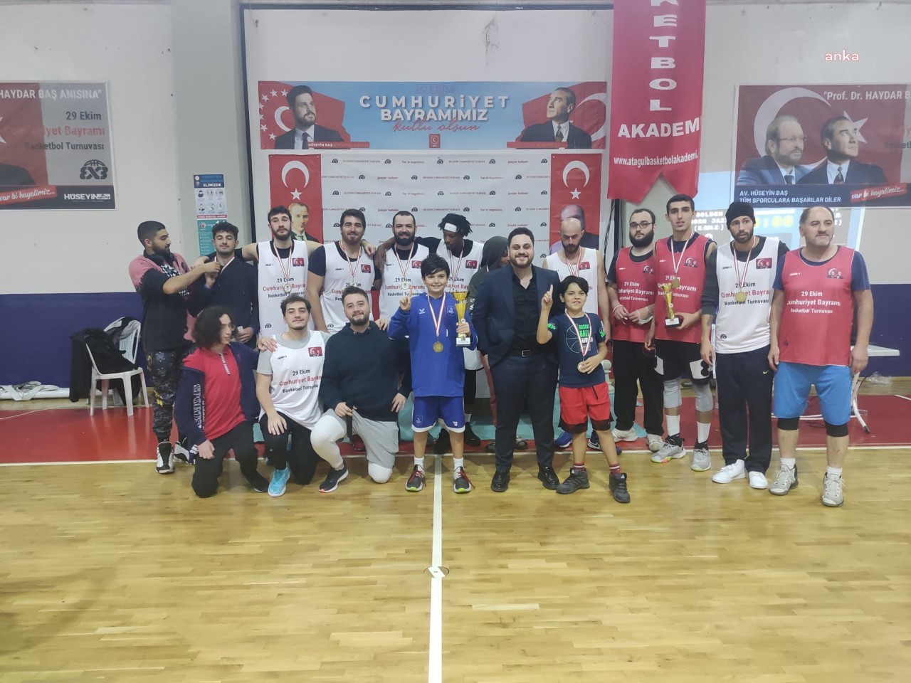 PROF. DR. HAYDAR BAŞ ANISINA BASKETBOL TURNUVASI YAPILDI