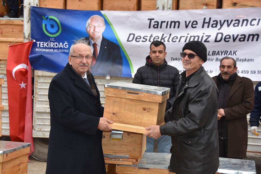 TEKİRDAĞ BÜYÜKŞEHİR BELEDİYESİ, "ARICILIĞI GELİŞTİRME VE POLİNASYON PROJESİ" İLE HEM KAZANIYOR HEM KAZANDIRIYOR