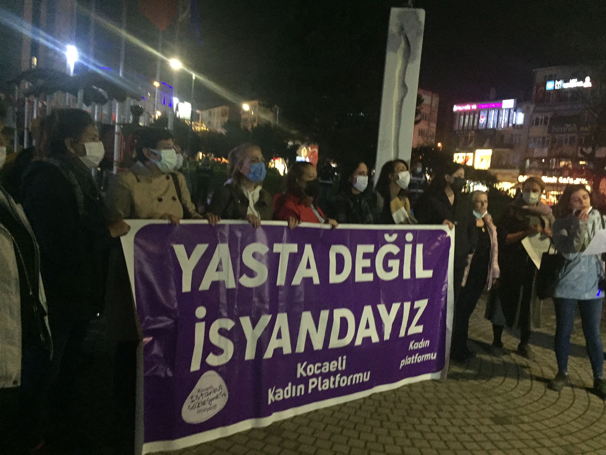 KOCAELİLİ KADINLAR: “BİR KİŞİ DAHA EKSİLMEYECEĞİZ”