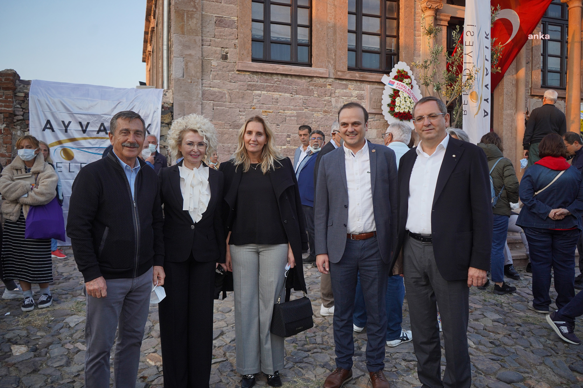 TEPEBAŞI BELEDİYE BAŞKANI ATAÇ, BEKİR COŞKUN KÜTÜPHANESİ’NİN AÇILIŞINA KATILDI