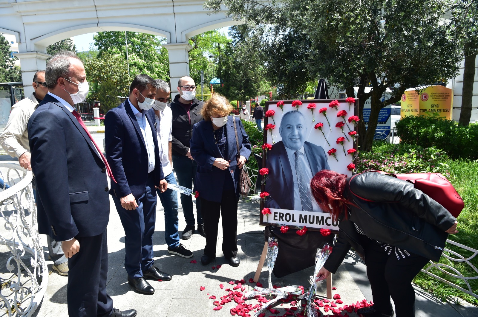 MERHUM MECLİS ÜYESİ EROL MUMCU, ÖLÜMÜNÜN 4. YILINDA ANILDI