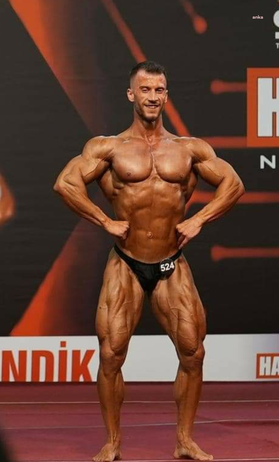 KEREM SADEDİLCİ VÜCUT GELİŞTİRMEDE DÜNYA ŞAMPİYONU OLDU