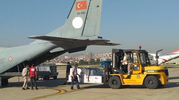TÜRKİYE'DEN KUZEY MAKEDONYA VE ARNAVUTLUK'A TIBBİ MALZEME YARDIMI