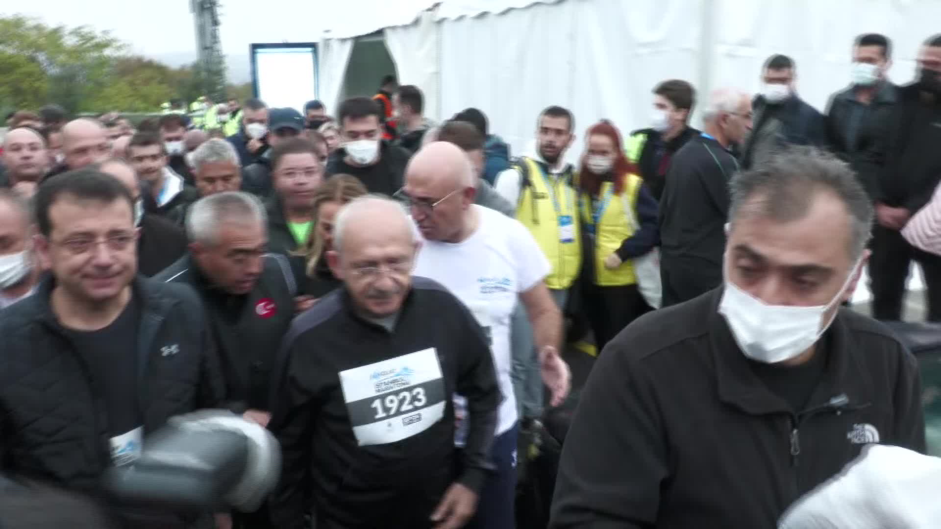N KOLAY İSTANBUL MARATONU BAŞLADI, KILIÇDAROĞLU, AKŞENER VE İMAMOĞLU ASYA'DAN AVRUPA'YA YÜRÜDÜ