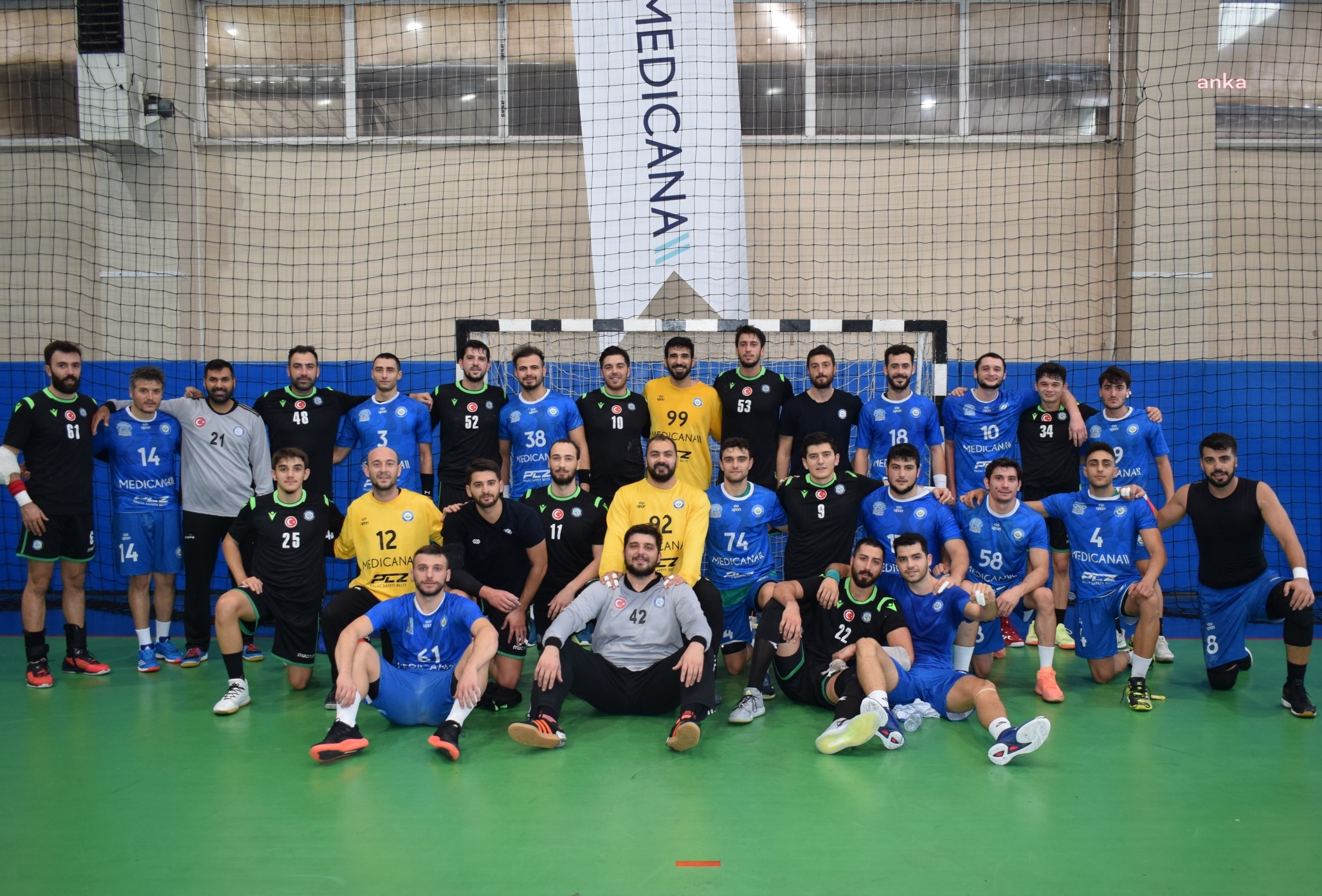 NİLÜFER BELEDİYESİ HENTBOL TAKIMI HAZIRLIK MAÇINDAN GALİP AYRILDI