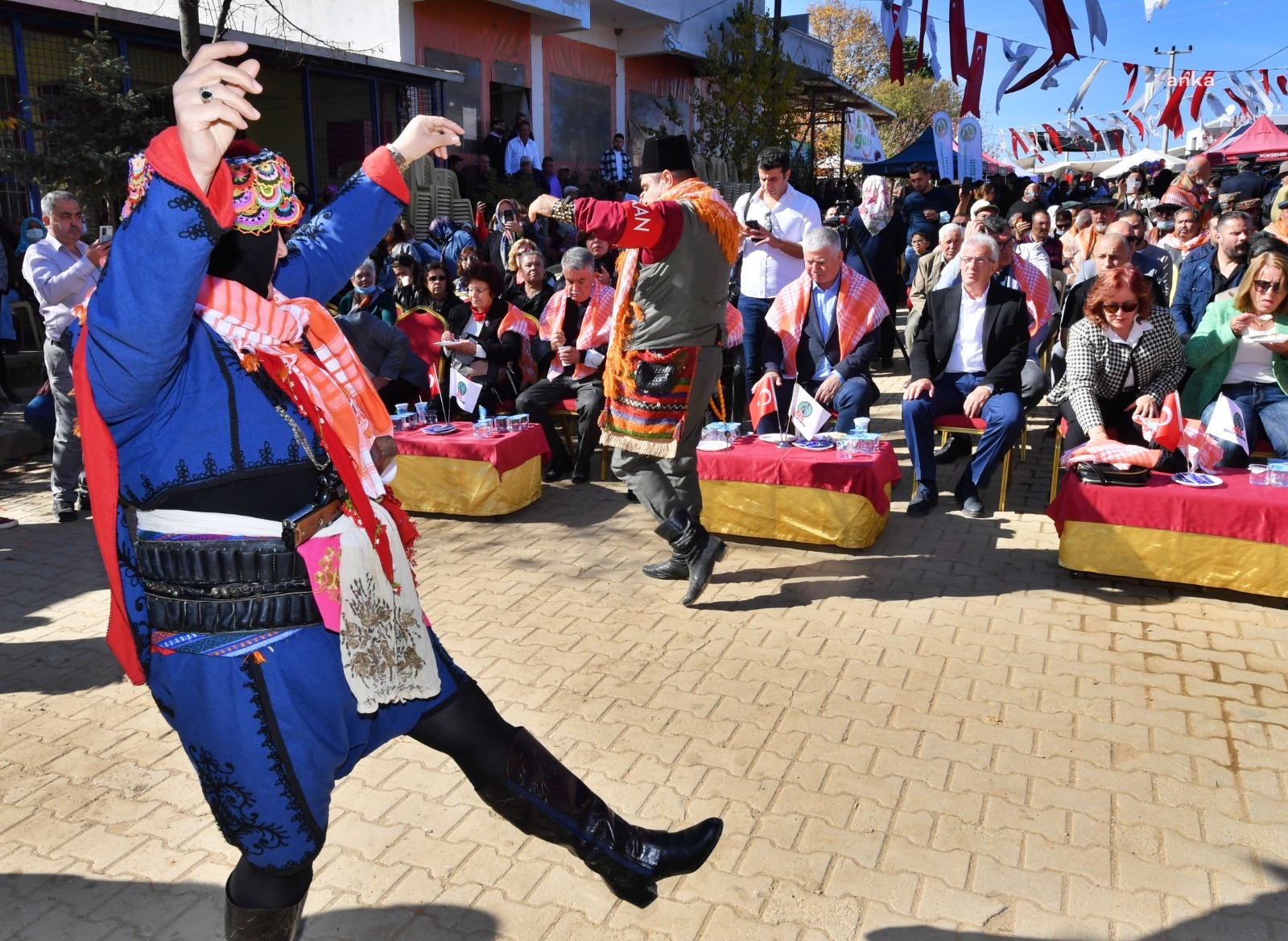 ÖDEMİŞ KESTANE FESTİVALİ İLE ŞENLENDİ