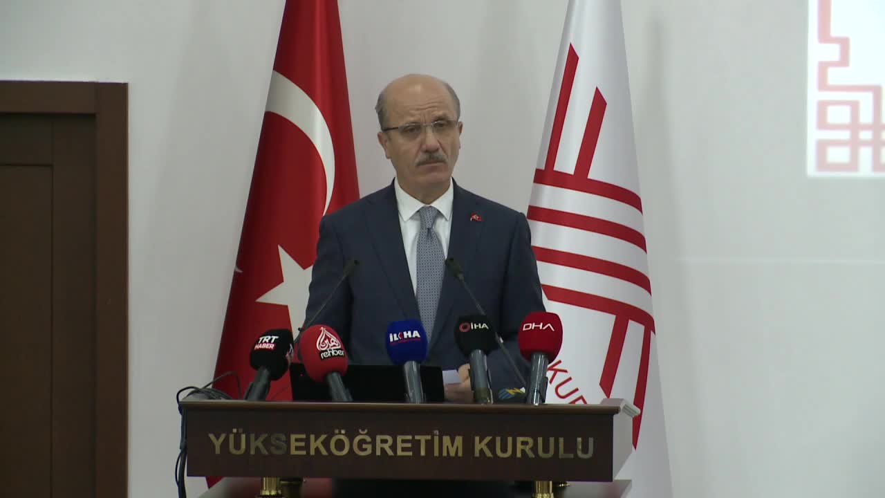 YÖK BAŞKANI ÖZVAR AÇIKLADI: UZMANLAŞMIŞ MESLEK YÜKSEKOKULLARI GELİYOR