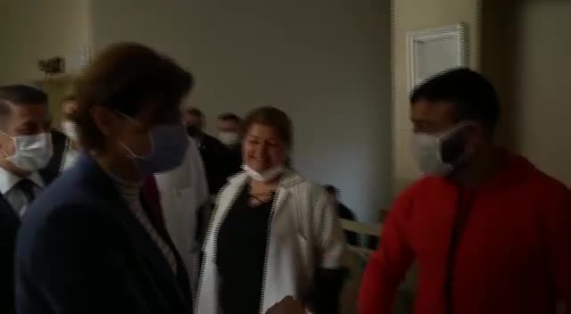 KAFTANCIOĞLU’NDAN AİLE SAĞLIĞI MERKEZİNE ZİYARET: "SORUNLARI ÇÖZMEK İÇİN GECE GÜNDÜZ ÇALIŞIYORUZ"