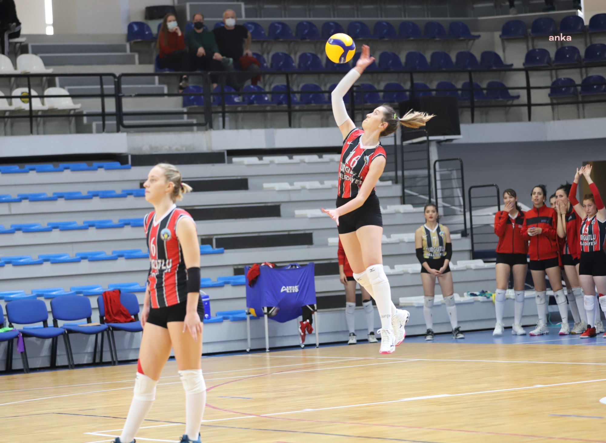 TURGUTLU BELEDİYESPOR KADIN VOLEYBOL TAKIMININ RAKİBİ ALTEKMA ALTINORDU