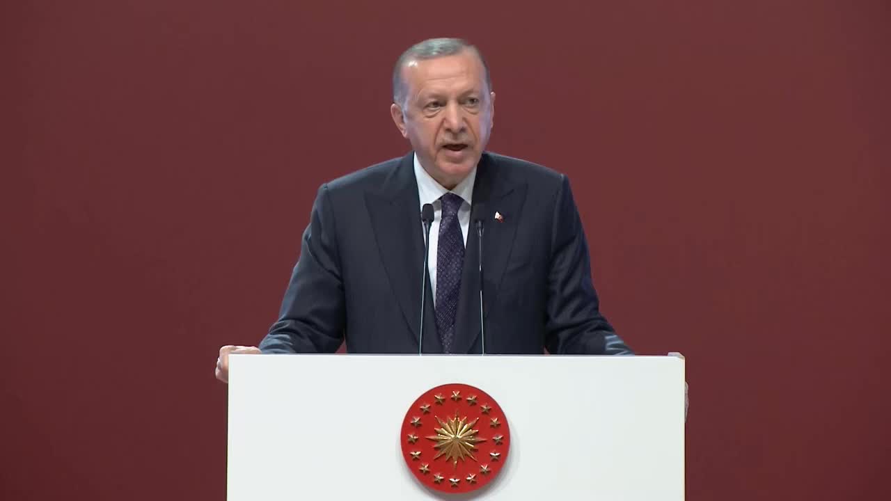 ERDOĞAN: TÜRK KONSEYİ OLARAK AFRİKA'YA 2,5 MİLYON DOZ AŞI BAĞIŞLAYACAĞIZ, BUNUN 2 MİLYONUNU TÜRKİYE OLARAK BİZ BAĞIŞLAYACAĞIZ