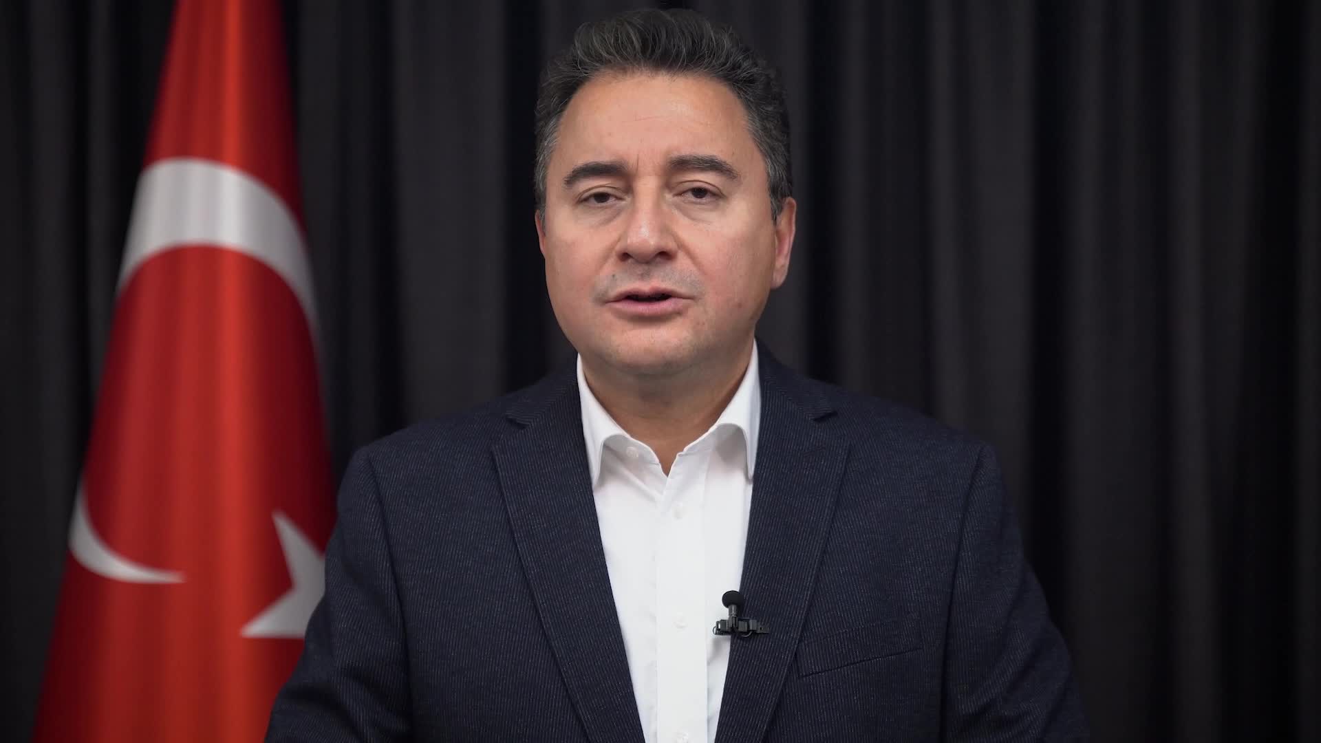 BABACAN: İNSANLAR DOLAR 10 LİRA OLUNCA EKMEĞİN 2 BUÇUK LİRA OLACAĞINI BİLİYOR