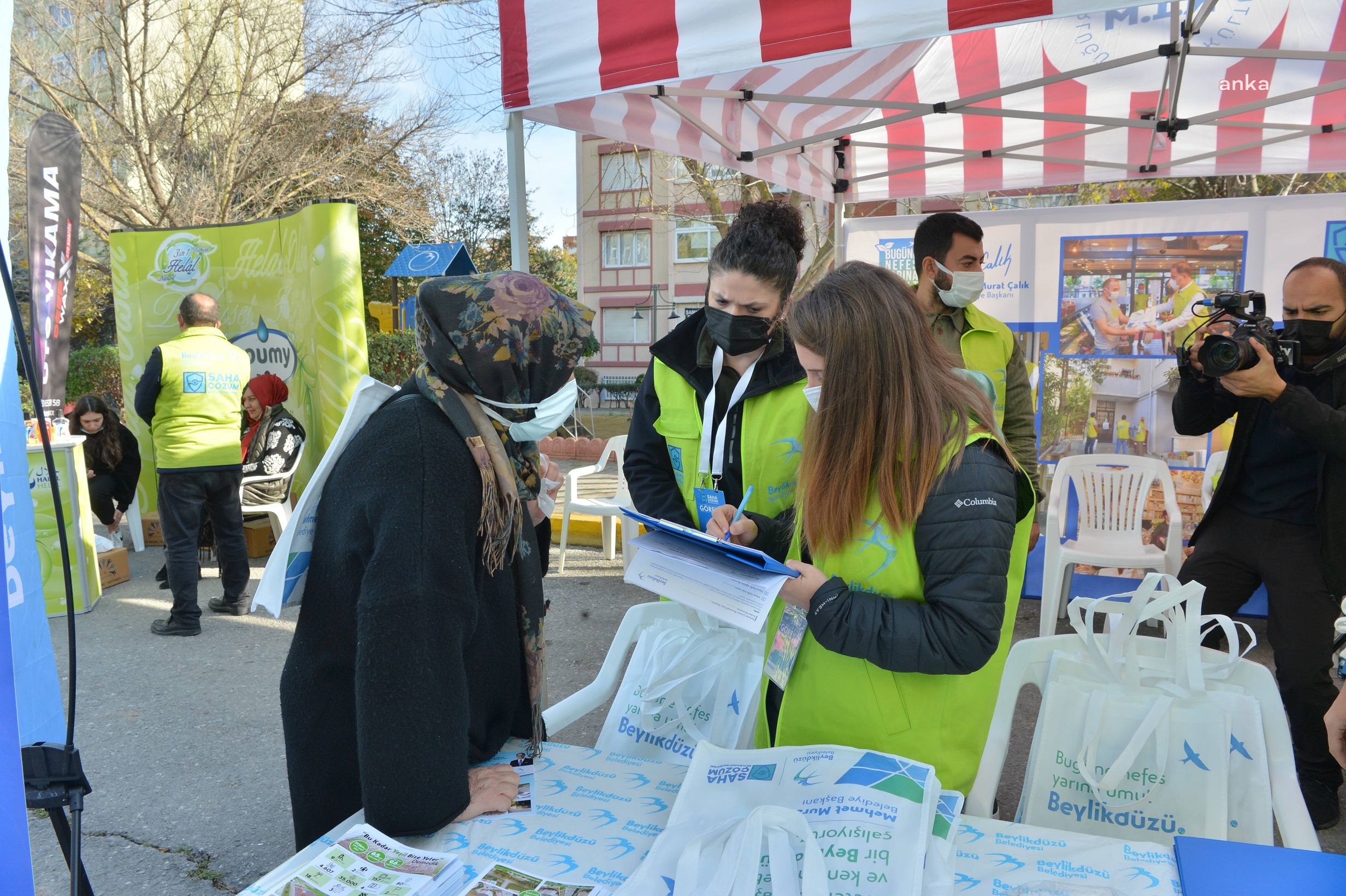 BEYLİKDÜZÜ BELEDİYESİ’NİN GEZİCİ HİZMET OTOBÜSLERİ’NİN YENİ DURAĞI İHLAS MARMARA