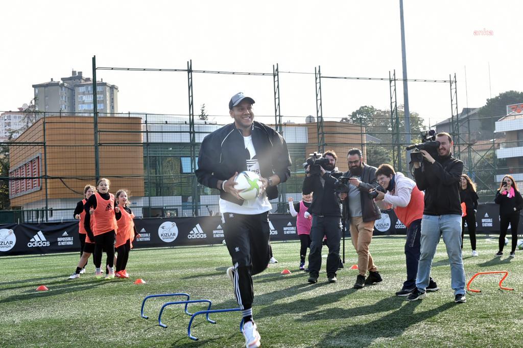 "İLK TOPUM PROJESİ"NİN LANSMANI BEŞİKTAŞ’TA GERÇEKLEŞTİRİLDİ