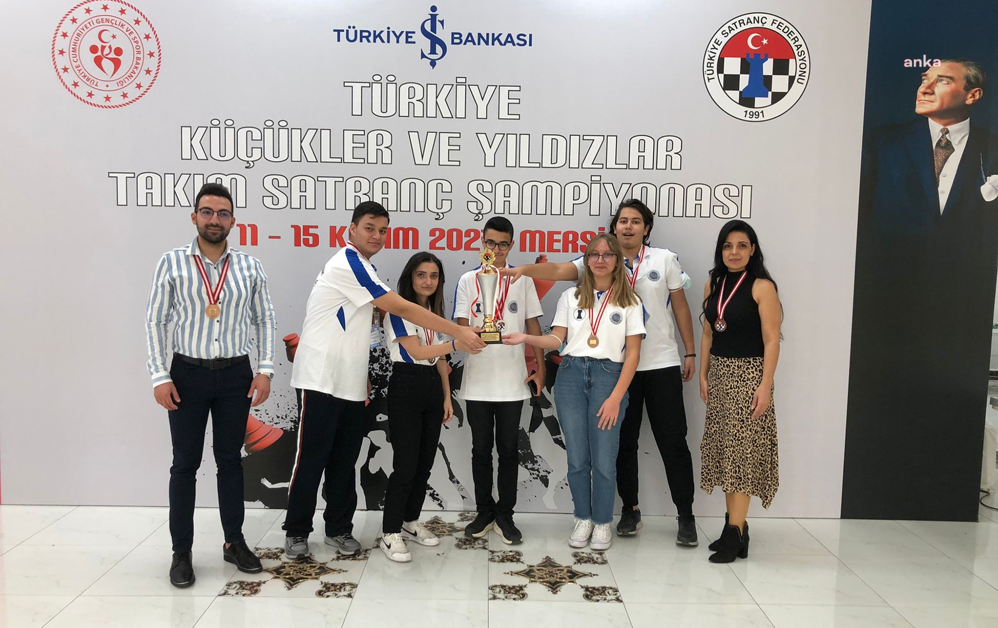 SEYHANLI SATRANÇÇILAR TÜRKİYE 3'ÜNCÜSÜ OLDU