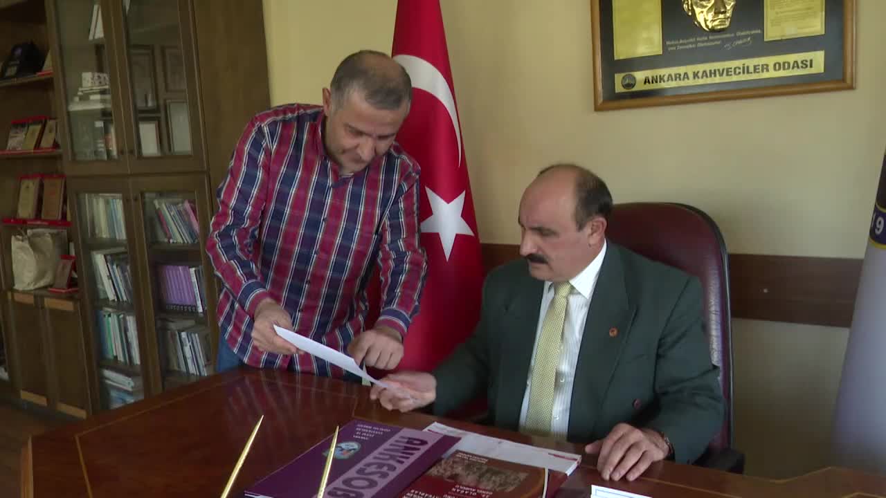 ANKARALI ÇAYI ZAMLI İÇECEK. 2,5 LİRALIK ÇAY 3,5 LİRA OLDU