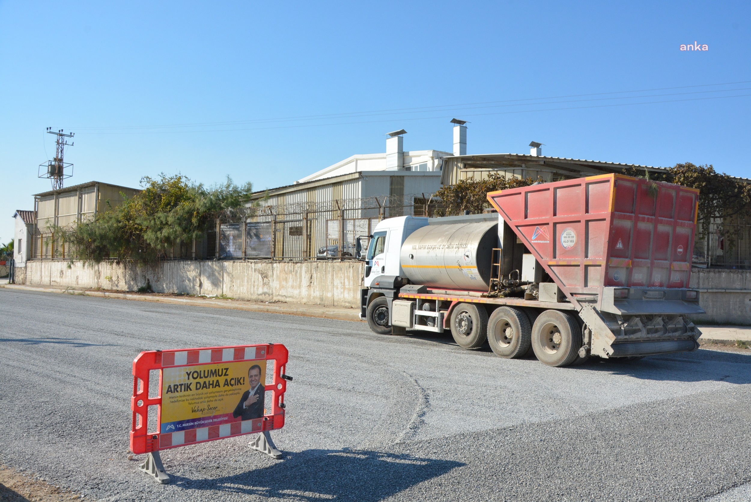 MERSİN BÜYÜKŞEHİR'İN TARSUS'TAKİ ASFALT ÇALIŞMALARI DEVAM EDİYOR