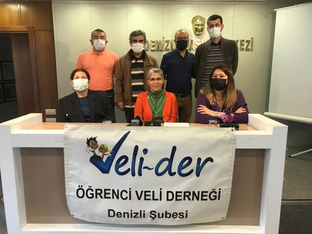 DENİZLİ VELİ-DER SALGINDA YÜZ YÜZE EĞİTİMDE ARA TATİL DÖNEM RAPORUNU AÇIKLADI