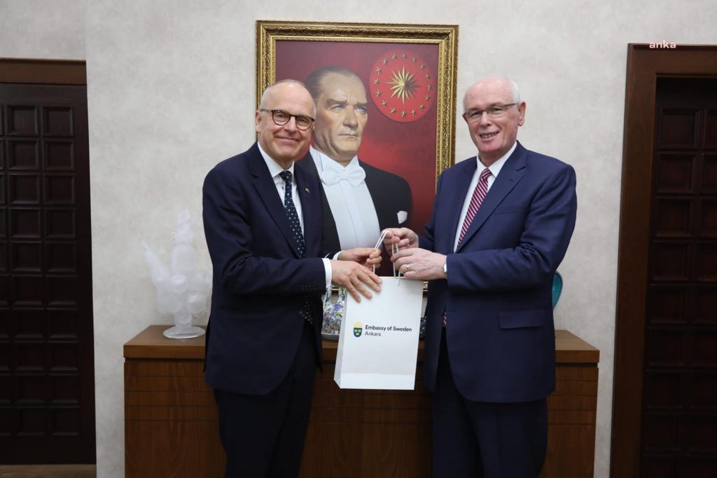 İSVEÇ BÜYÜKELÇİSİ HERRSTRÖM, ODUNPAZARI BELEDİYESİ'Nİ ZİYARET ETTİ