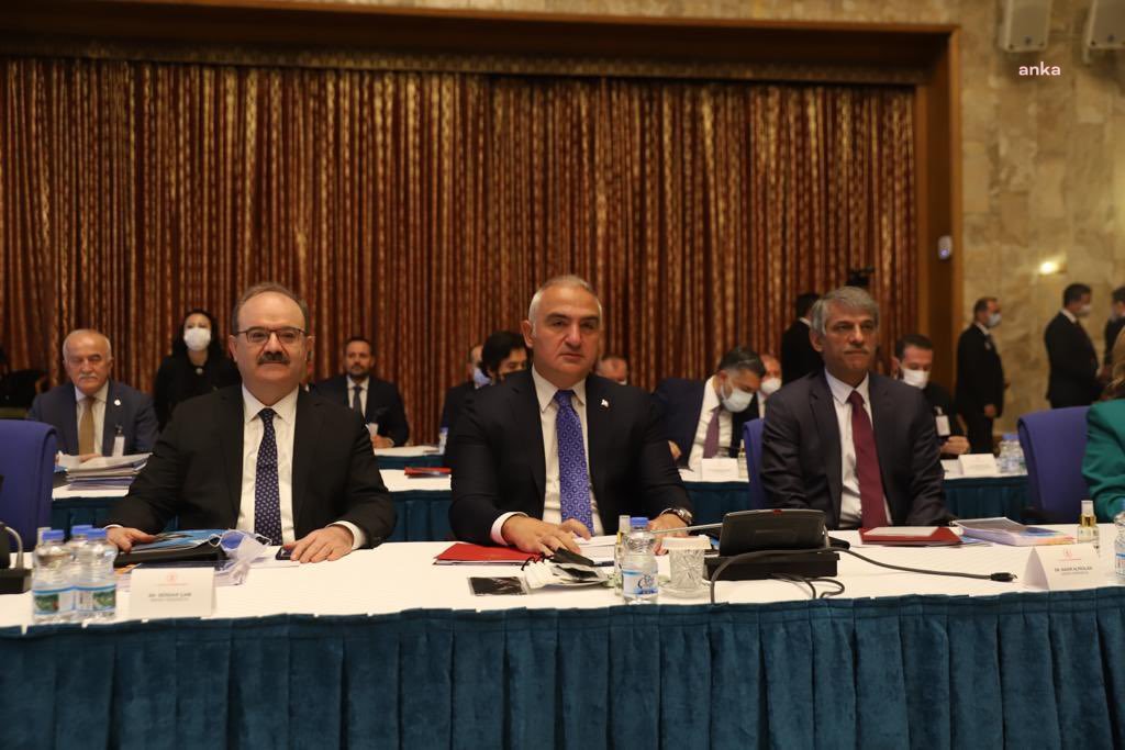 BAKAN ERSOY: TÜRKİYE YÜZDE 68 DARALDI, 80-100 BANDINDA BÜYÜYECEK… AÇIK ARA DAHA İYİ BÜYÜYORUZ