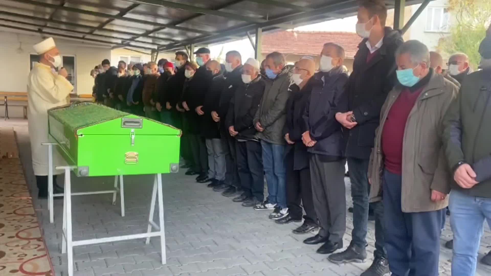 İKİNCİ ÇOCUĞUNUN SMA’LI OLDUĞUNU ÖĞRENDİKTEN SONRA İNTİHAR EDEN ANNE DEFNEDİLDİ